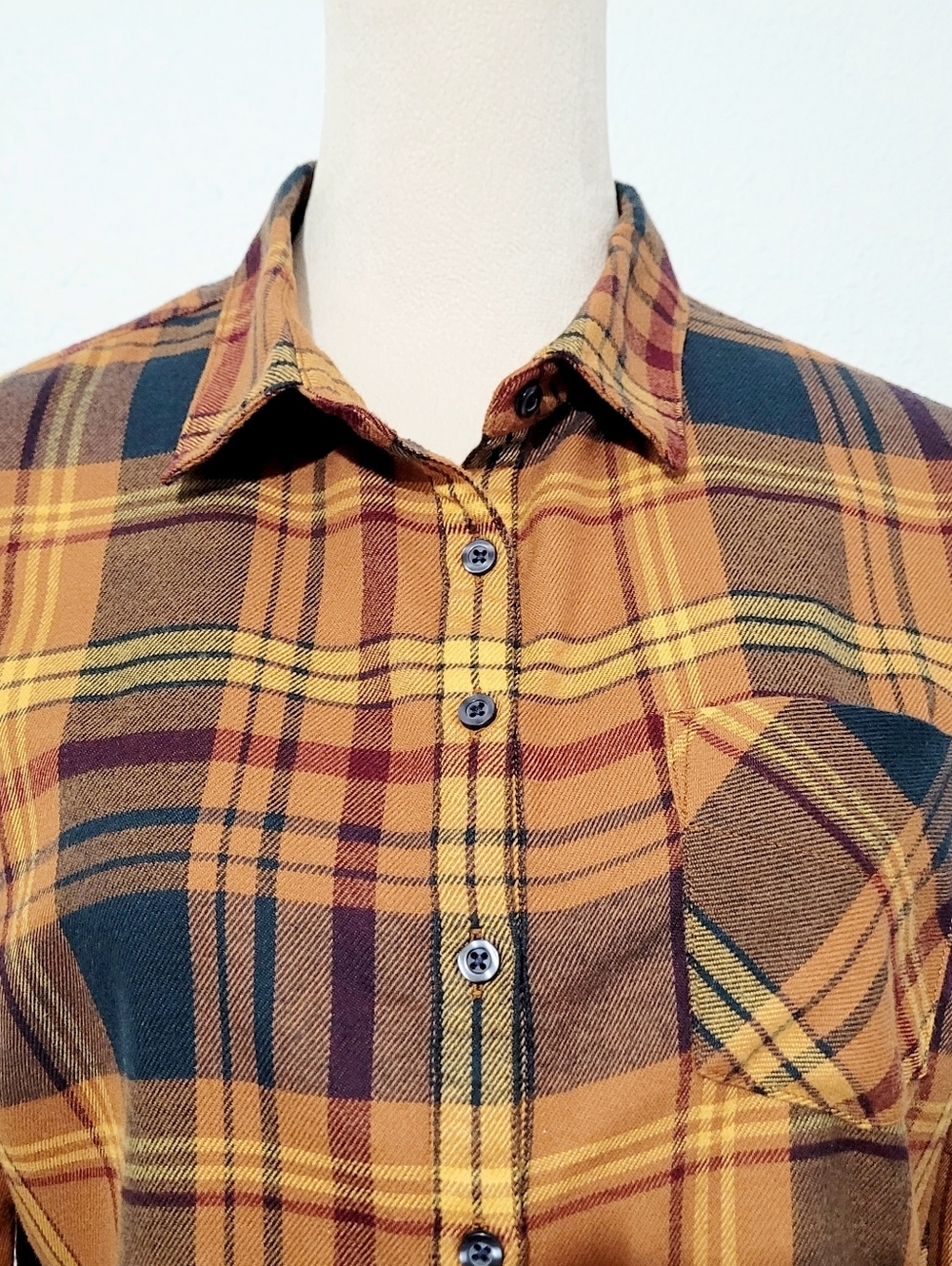 KÜHL Flannel Shirt Womens Small Orange Plaid Long Sleeve Button Up Outdoor Hikin - Picture 3 of 16
